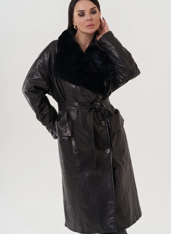 Пальто женское из натуральной кожи с отделкой из кролика 