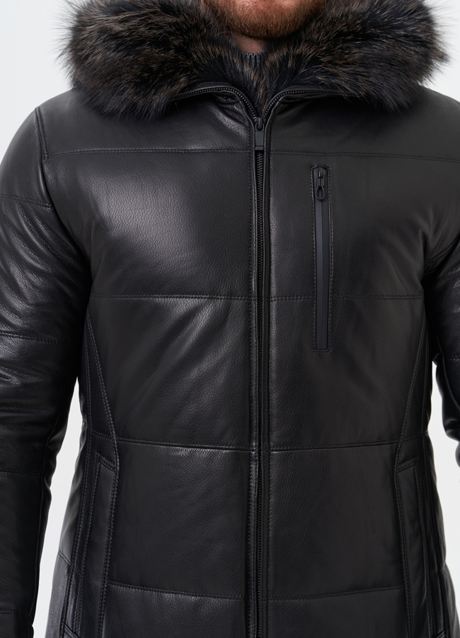 Пуховик из натуральной кожи с отделкой из меха енота модель № 25458 универмаг малина