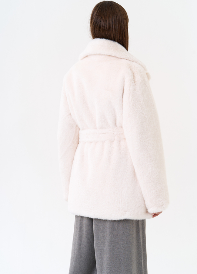 Женская шуба из эко меха с английским воротником  модель № 31245 в рассрочку