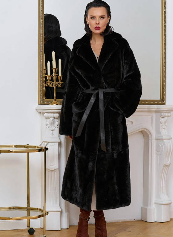Длинная шуба из меха норки blackglama с поясом