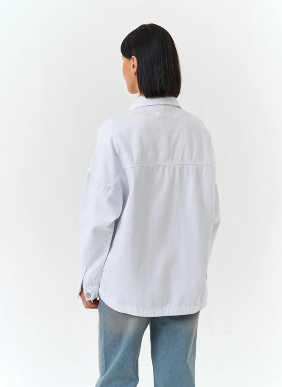 Женская джинсовая куртка рубашка