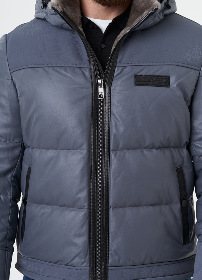 Пуховик из натуральной кожи с капюшоном модель № 28578 в рассрочку