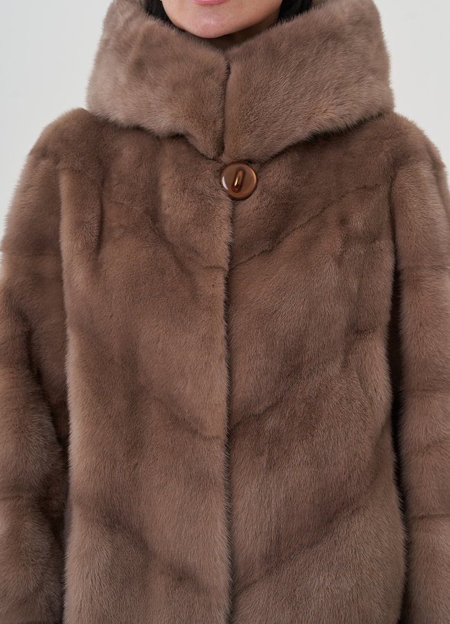 Норковая шуба с капюшоном  модель № 25470 в рассрочку