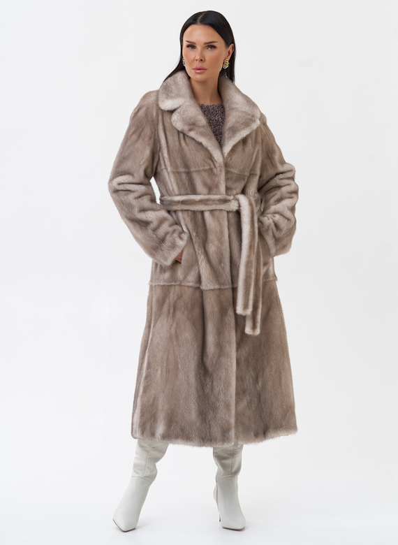 Длинная светлая норковая шуба